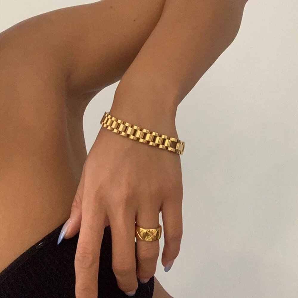 Gold Stainless Steel Cuban Link Unisex Bracelet 8" and 6" available